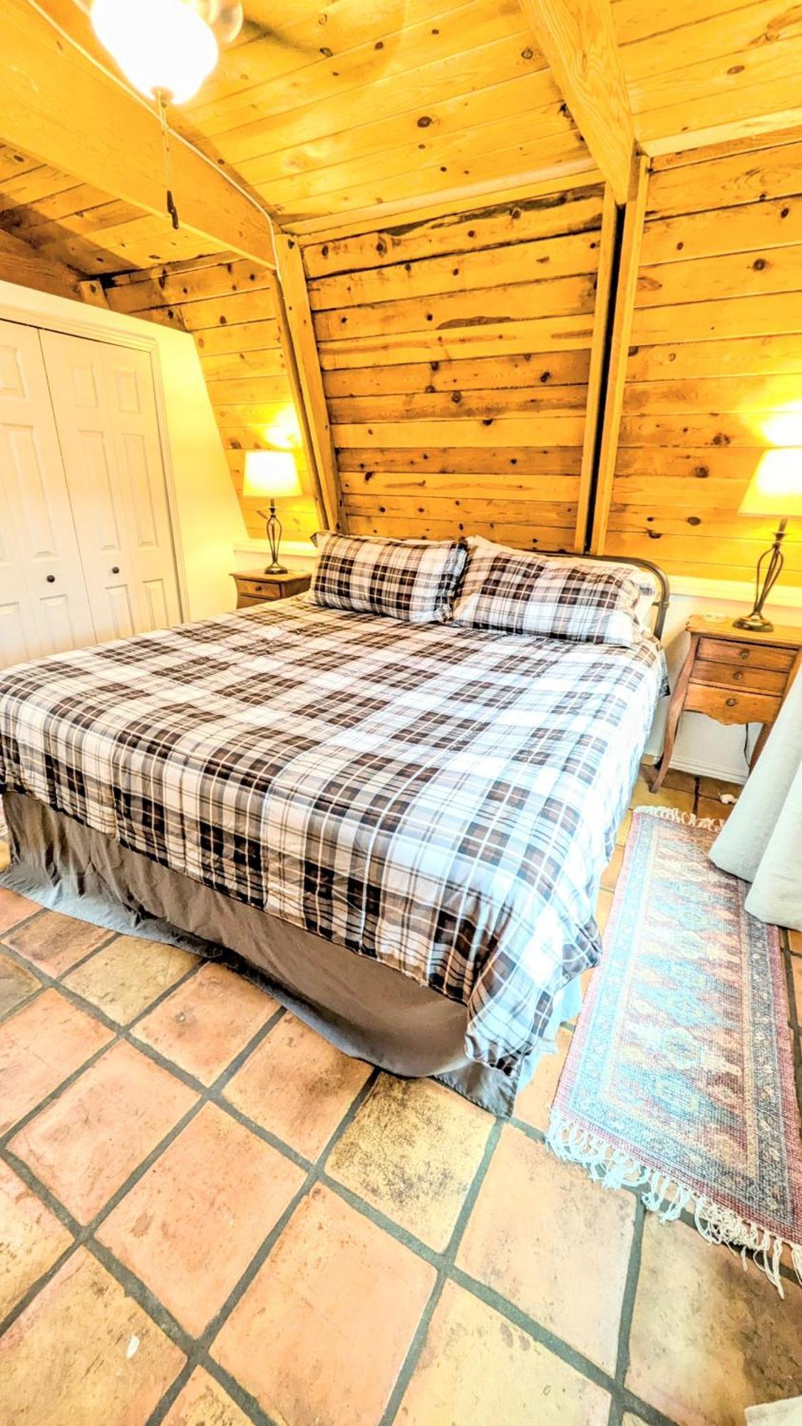 Close To Williams, Flagstaff, Grand Canyon And Sedona *